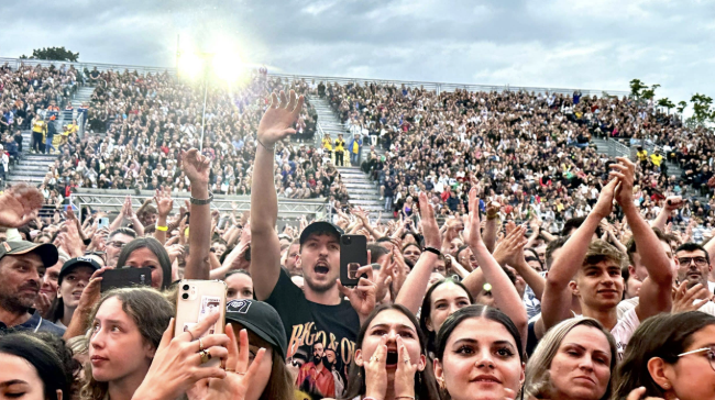 Tes amis n'écoutent pas la même musique que toi ?